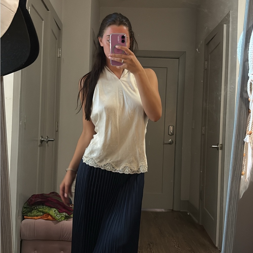Laundry By Shelli Segal Cream Asymmetrical Sleeveless Blouse